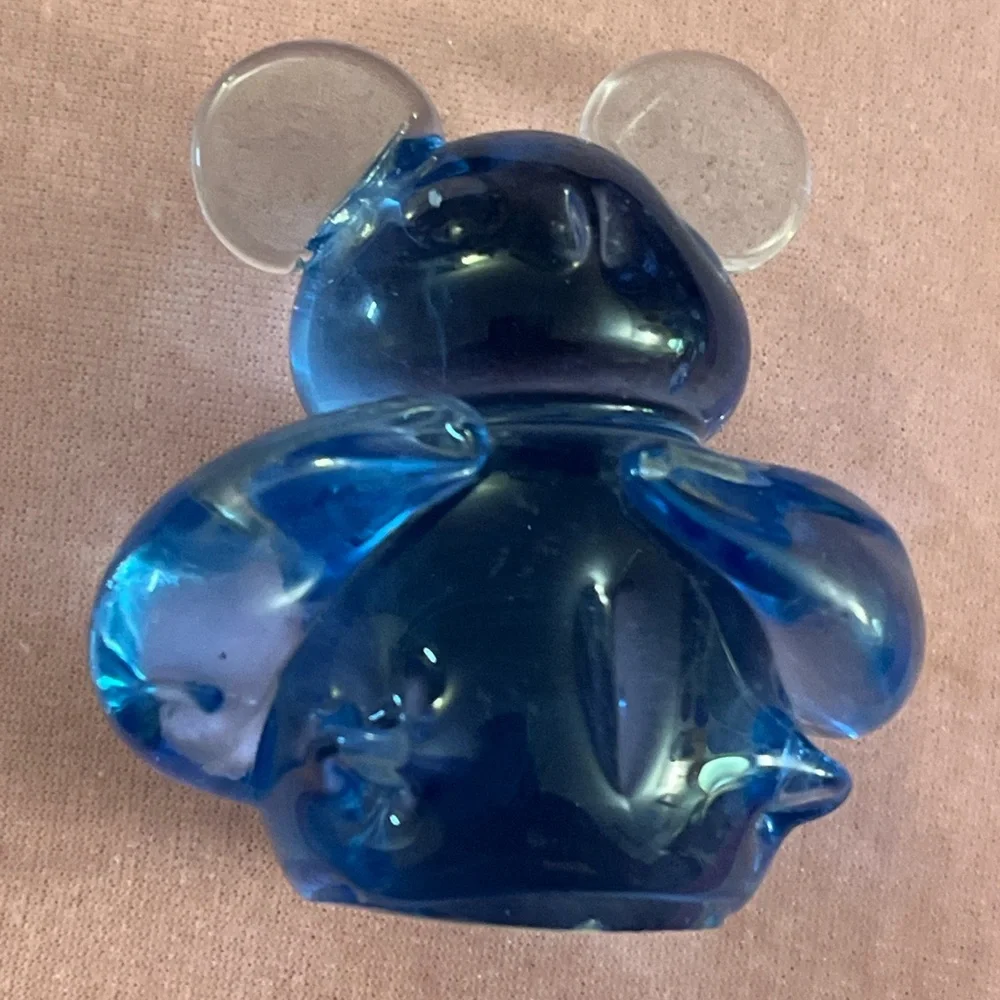 N/A charming blue
